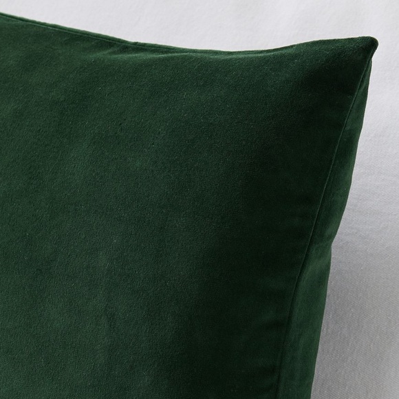 Pottery Barn Everywhere Pillow Hunter Green Velvet. - Picture 2 of 9